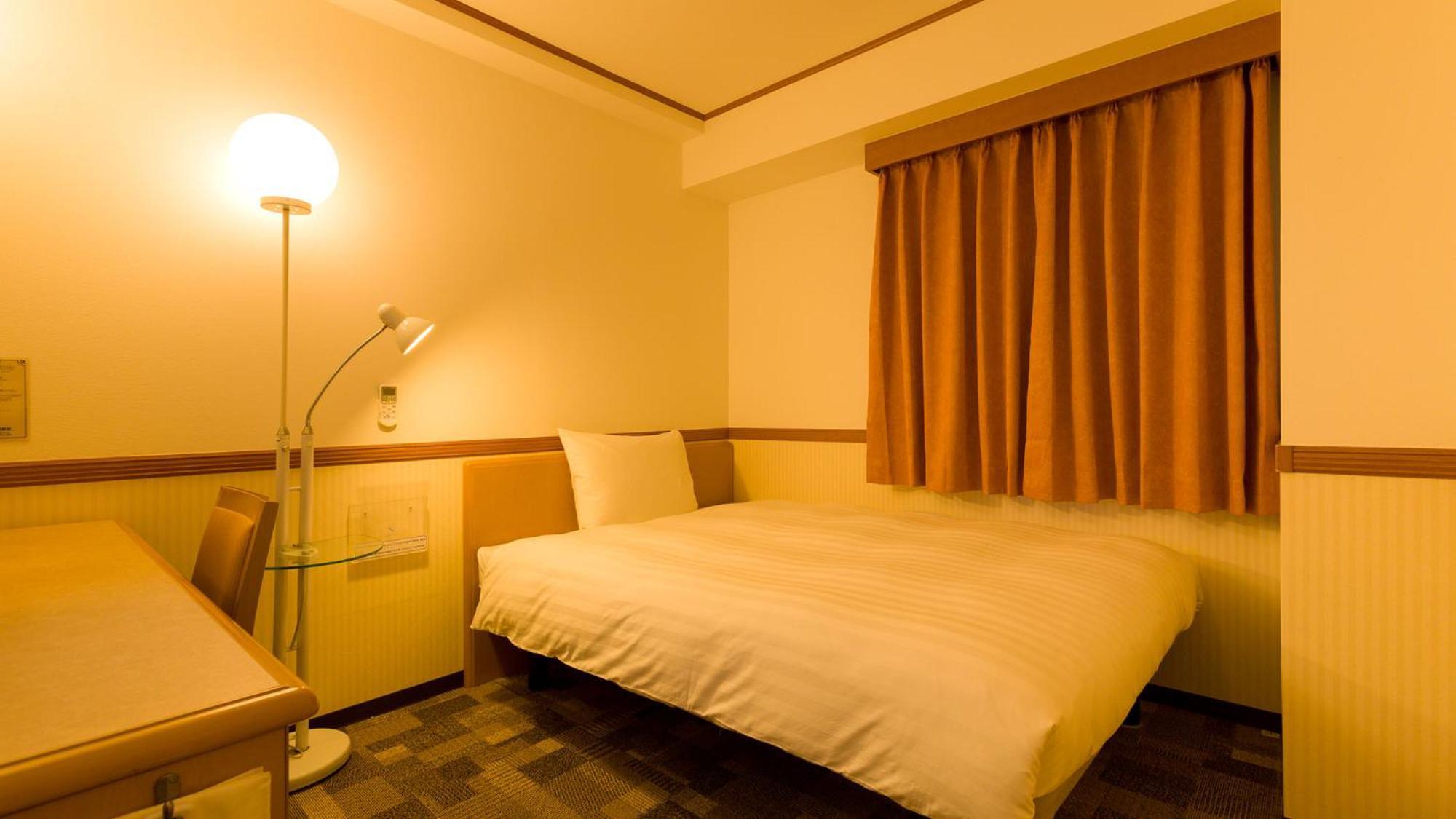 Toyoko Inn Oita Ekimae Habitación foto